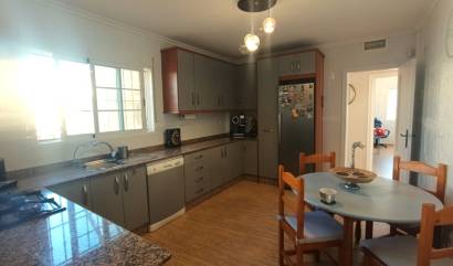 Venta - Villa - Avileses