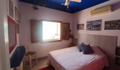 Venta - Villa - Gea y Truyols