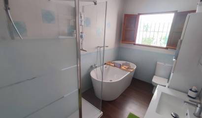 Venta - Villa - Gea y Truyols