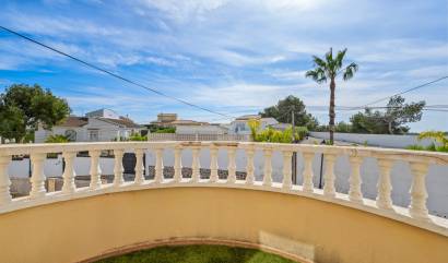Venta - Villa - Orihuela Costa - Castillo de Don Juan