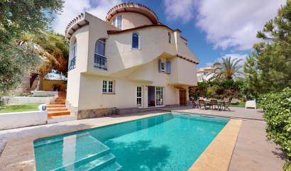 Venta - Villa - Orihuela Costa - La Zenia