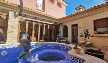 Venta - Villa - Orihuela
