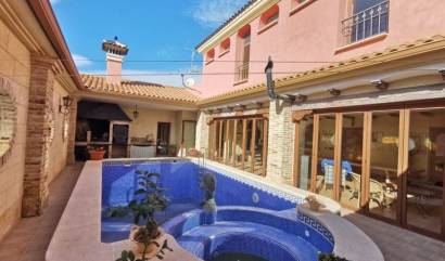 Venta - Villa - Orihuela