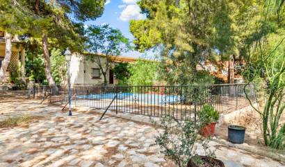 Venta - Villa - Torrevieja - Los Balcones