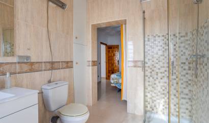 Venta - Villa - Torrevieja - Urbanización San Luis