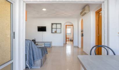 Venta - Villa - Torrevieja - Urbanización San Luis