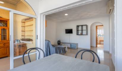 Venta - Villa - Torrevieja - Urbanización San Luis