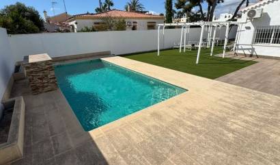 Venta - Villa - Torrevieja