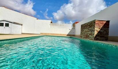 Venta - Villa - Torrevieja