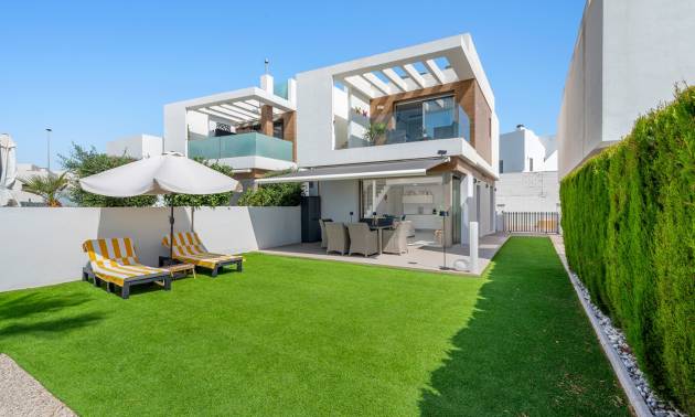Villa - Bestaande woningen - Orihuela Costa - Villamartín