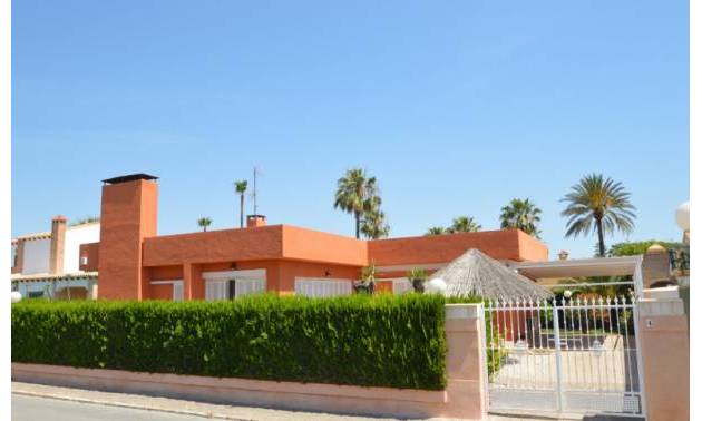 Villa - Bestaande woningen - Torrevieja - Torrevieja