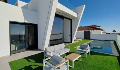 Villa - Nueva construcción  - Torrevieja - MOV-51700