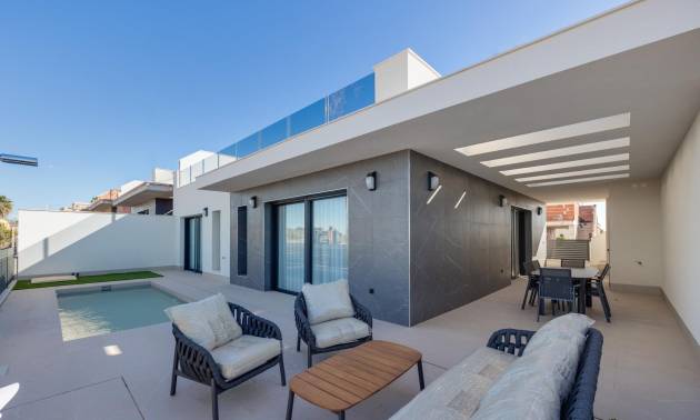 Villa - Nueva construcción  - Torrevieja - Parque Acuático - Sector 25