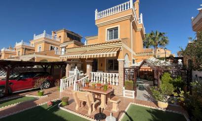 Villa · Sale · Lo Crispin · Lo Crispin