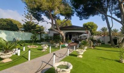 Villa - Sale - Orihuela Costa - Ven-32274