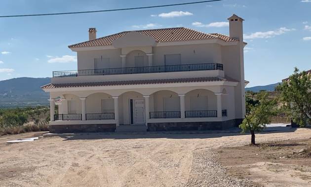 Villa - Sale - Pinoso - Pinoso