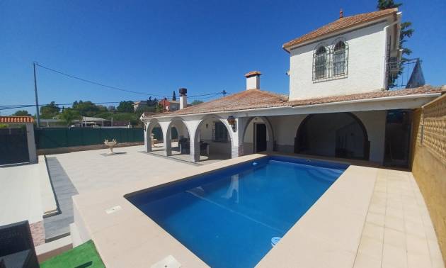 Villa - Venta - Canadas de San Pedro - Canadas de San Pedro