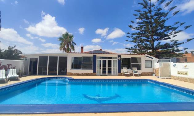 Villa - Venta - Gea y Truyols - Gea y Truyols