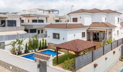 Villa - Venta - Los Montesinos - Bel-30442