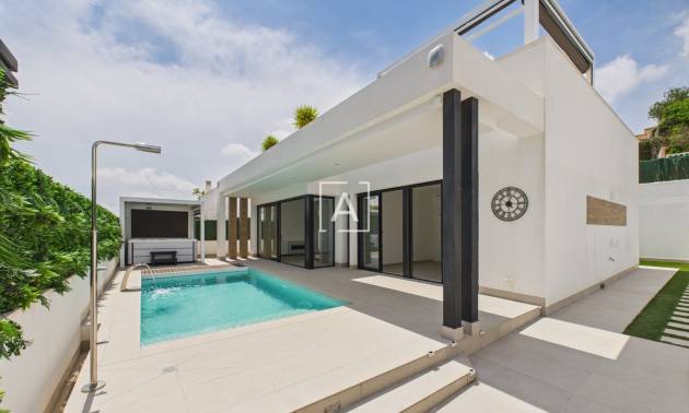 Villa - Venta - Pinar de Campoverde - Pinar de Campoverde