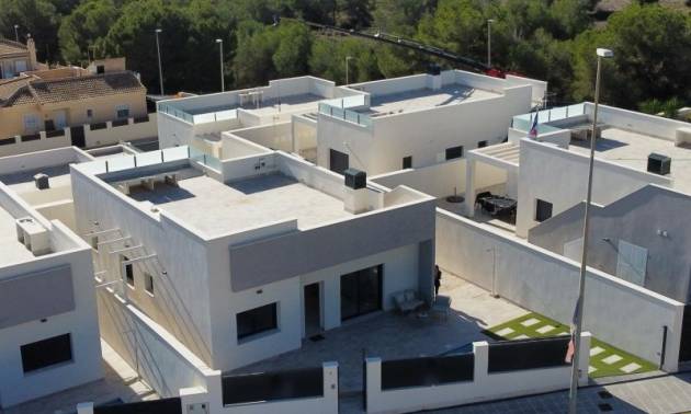 Villa - Venta - Pinar de Campoverde - Pinar de Campoverde