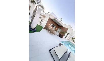 Villa - Venta - San Miguel de Salinas - INM-68870