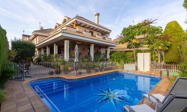 Villa - Venta - Torrevieja - La veleta