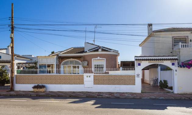 Villa - Venta - Torrevieja - Torrevieja