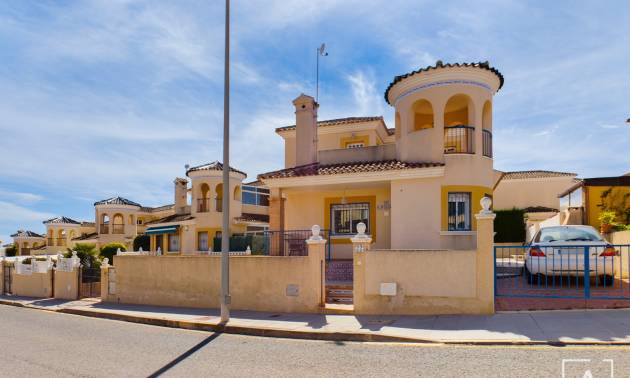 Revente - Villa - Pinar de Campoverde