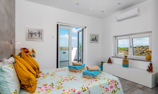 Revente - Villa - San Miguel de Salinas