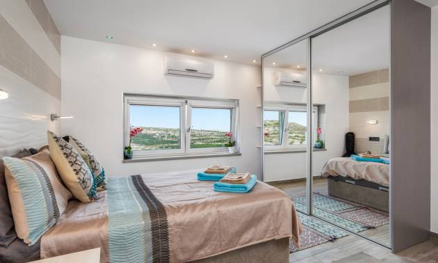 Revente - Villa - San Miguel de Salinas