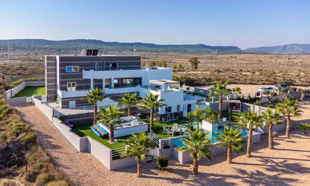 Revente - Villa - San Miguel de Salinas