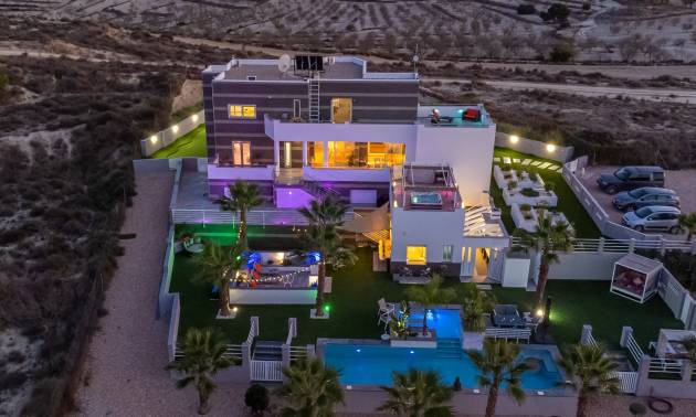 Revente - Villa - San Miguel de Salinas