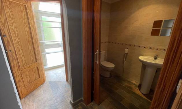 Sale - Commercial - Algorfa - La Finca Golf