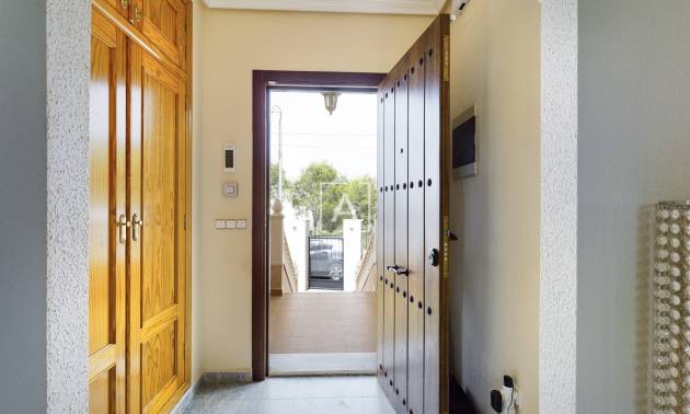 Bestaande woningen - Villa - Pinar de Campoverde