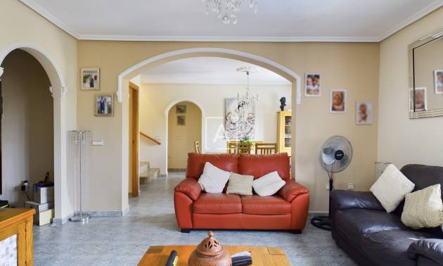 Bestaande woningen - Villa - Pinar de Campoverde