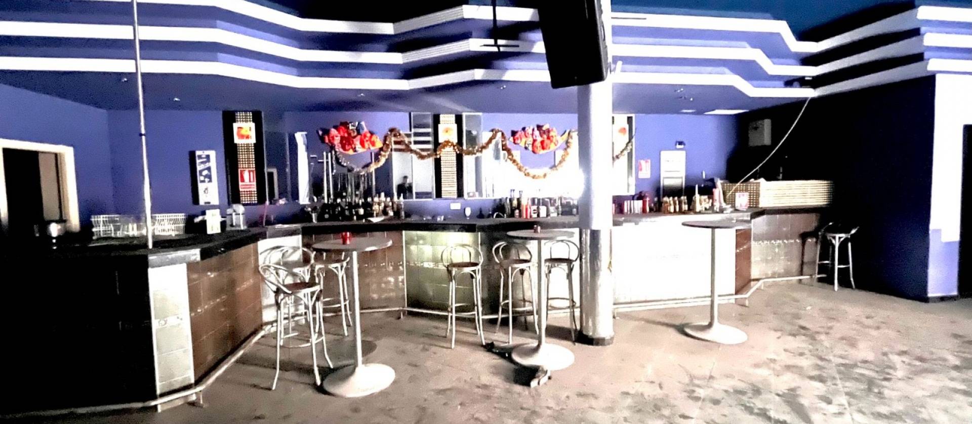 Sale - Commercial - Torrevieja - Playa del Cura