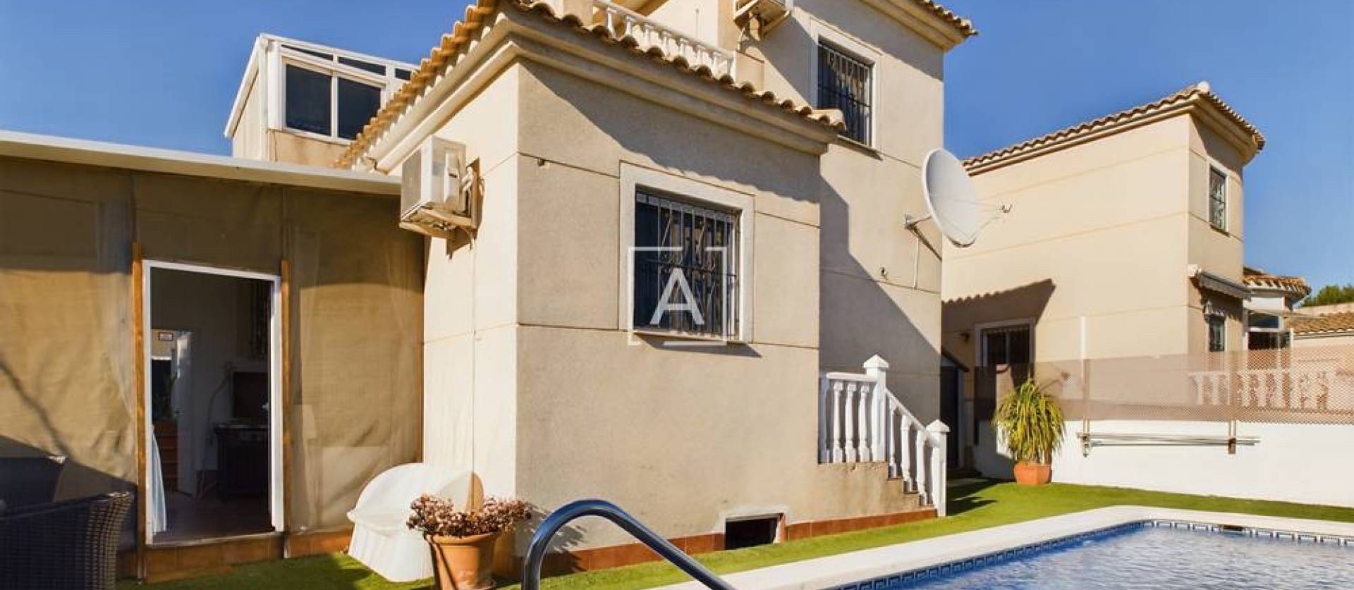 Sale - Villa - Pinar de Campoverde