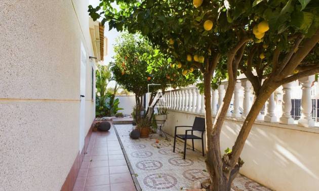 Sale - Villa - Pinar de Campoverde