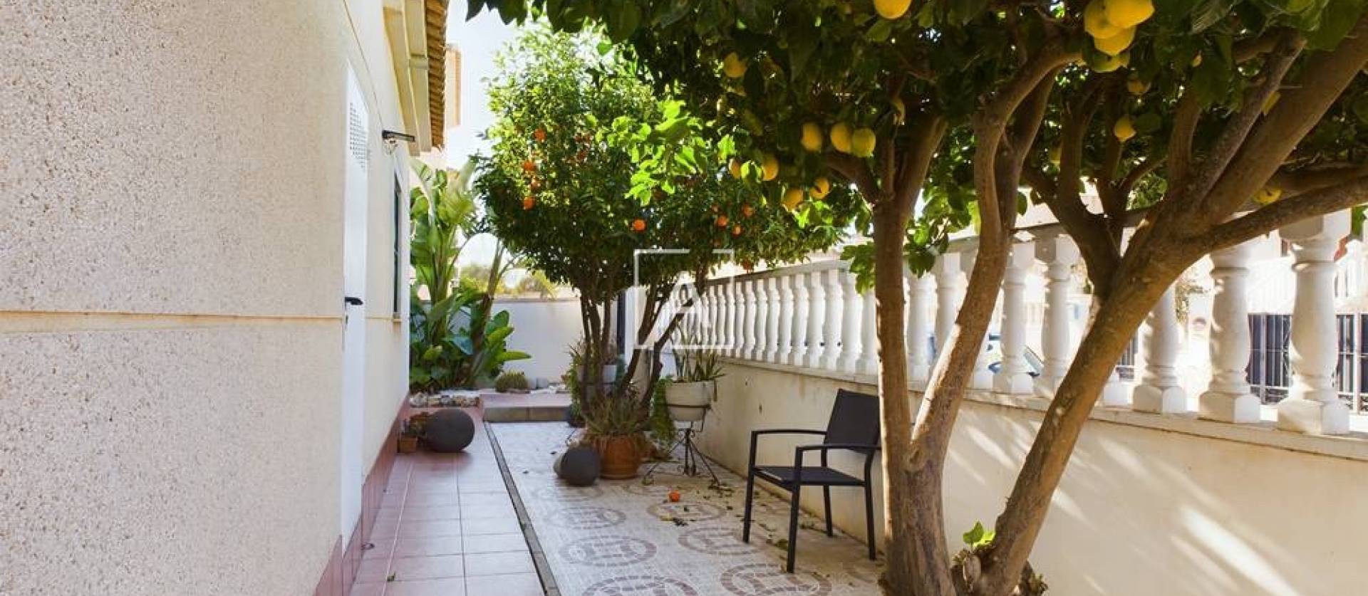 Sale - Villa - Pinar de Campoverde