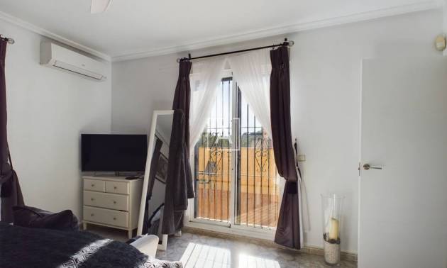 Sale - Villa - Pinar de Campoverde