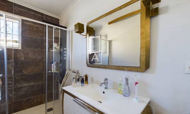 Sale - Villa - Pinar de Campoverde