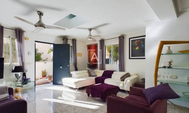 Sale - Villa - Pinar de Campoverde