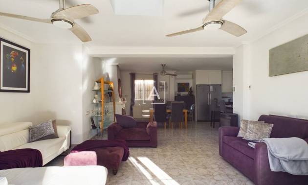 Sale - Villa - Pinar de Campoverde