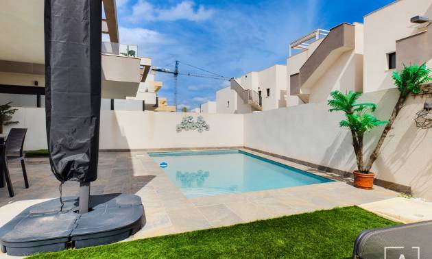 Bestaande woningen - Villa - Los Montesinos