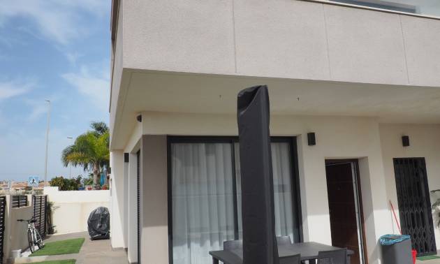 Bestaande woningen - Villa - Los Montesinos