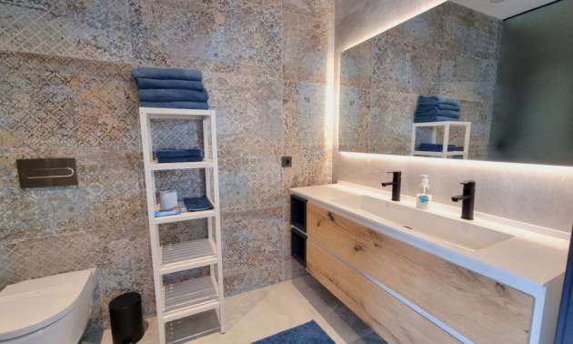 Sale - Villa - Rojales