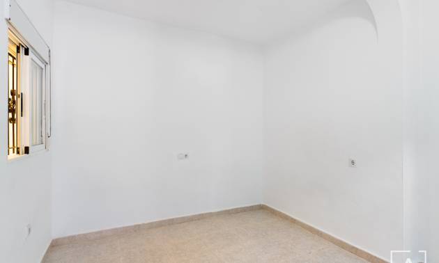 Sale - Bungalow - Pinar de Campoverde