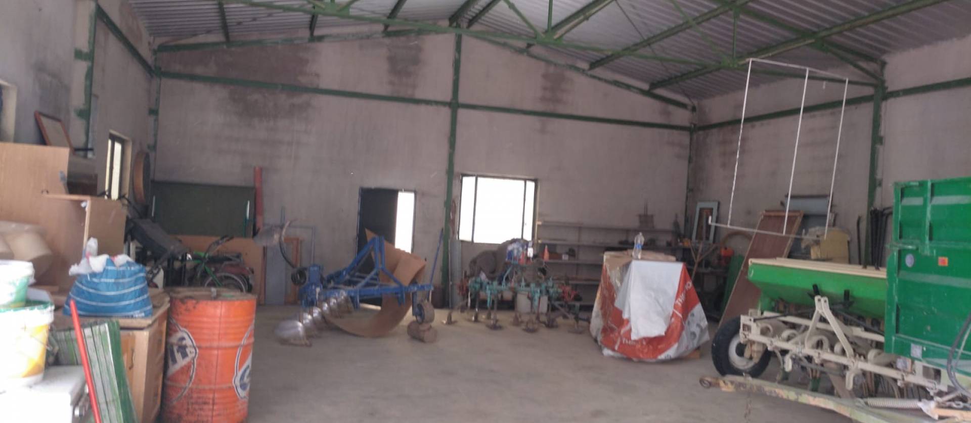 Sale - Commercial - Yecla