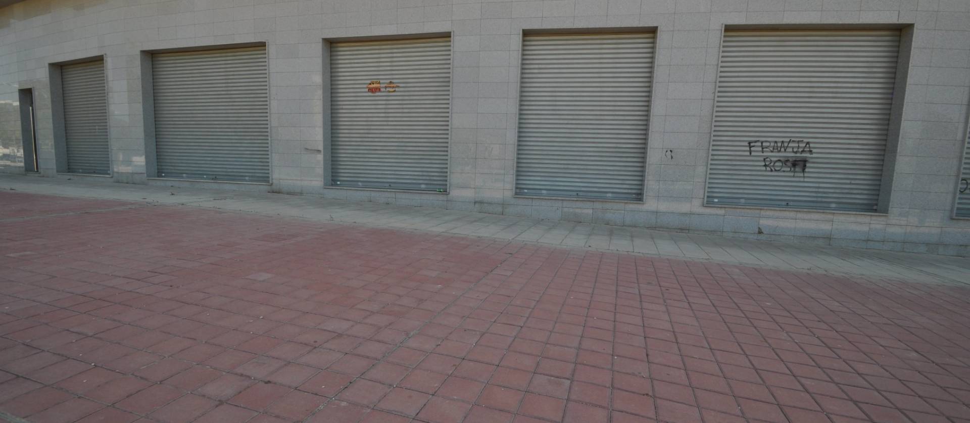 Sale - Commercial - Elda